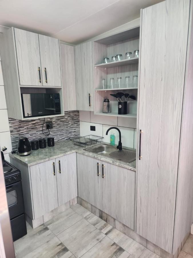 Sibella Guest House บลูมฟอนเทน ภายนอก รูปภาพ